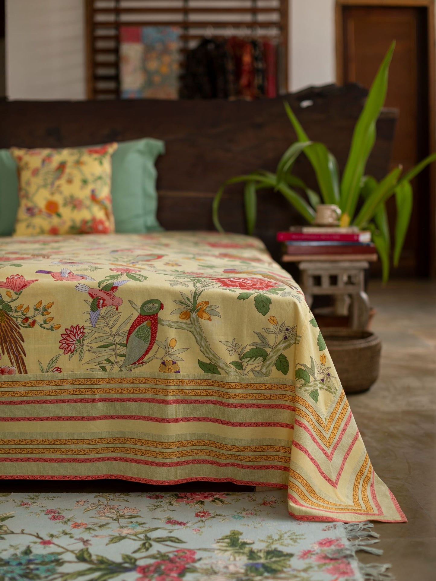 Printed Bed Cover With Extra Border : Bird Yellow Sheeting