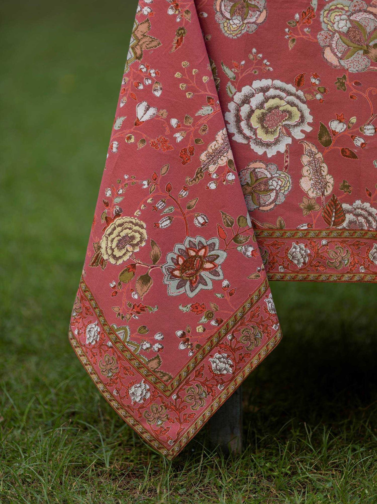 Table Cloth Border : Malabar Brique Sheeting