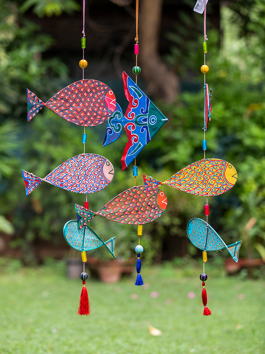 3 Fish Wall Hanging  :  Organdy