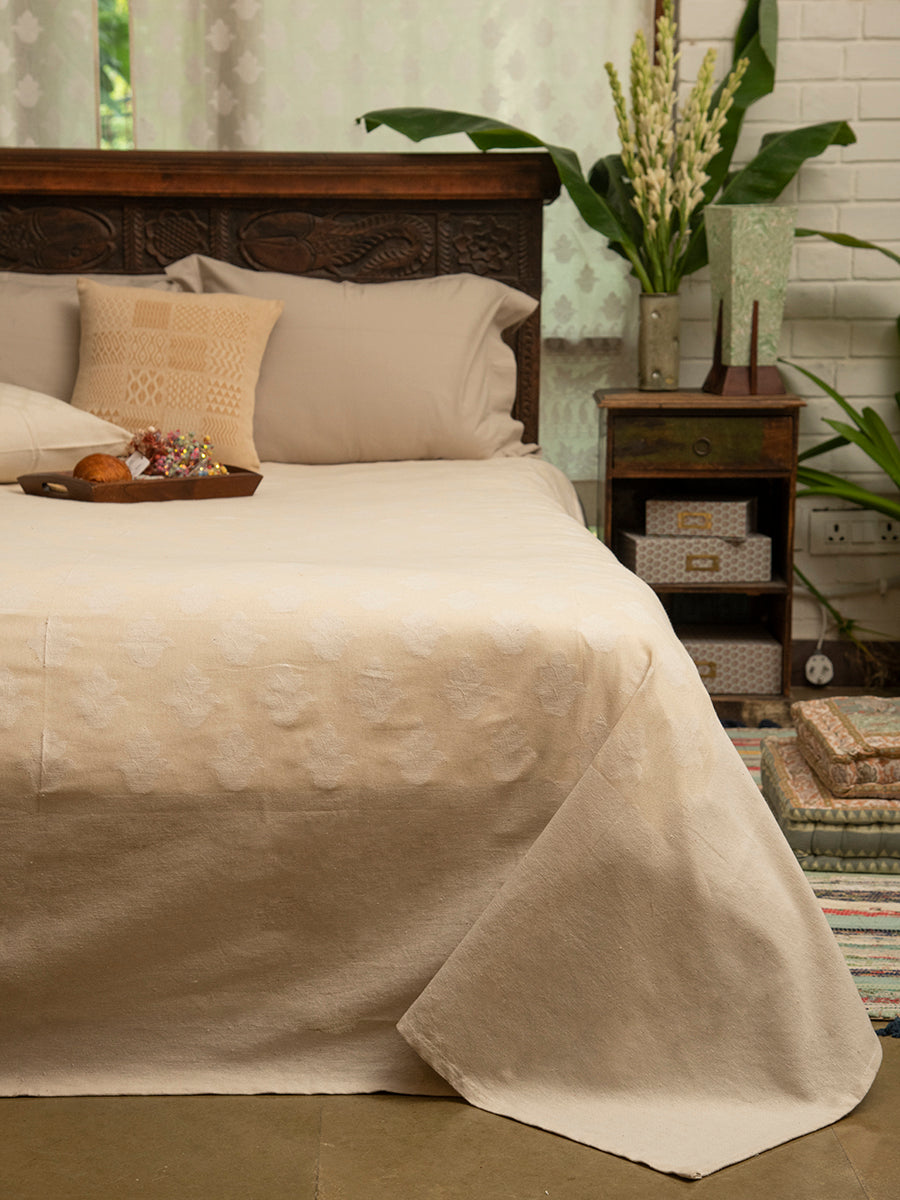 Handloom Bed Throw : Floral Natural