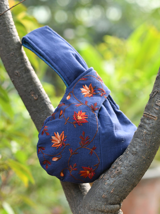 Floral Border Knot Embroidered Bag : Blue