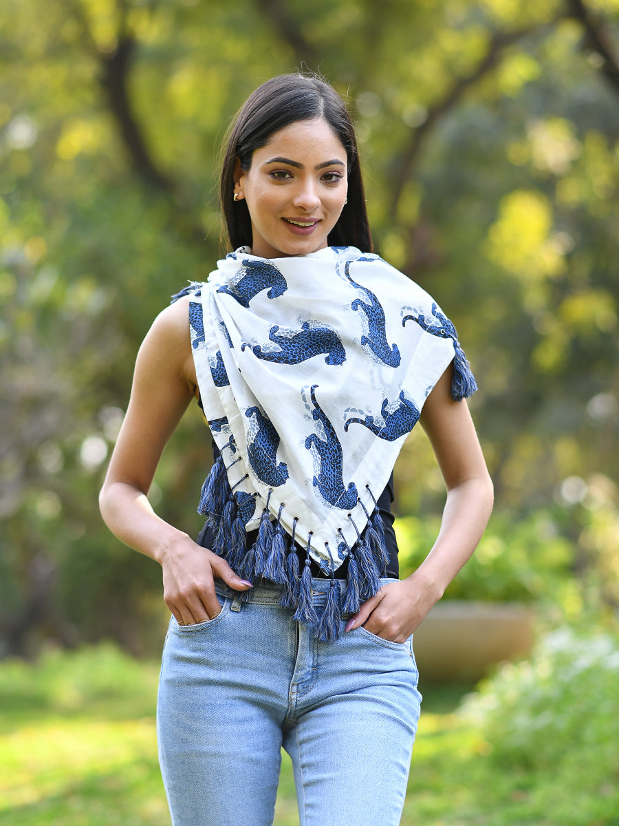 Stole with Fringes : Leopard White Voile