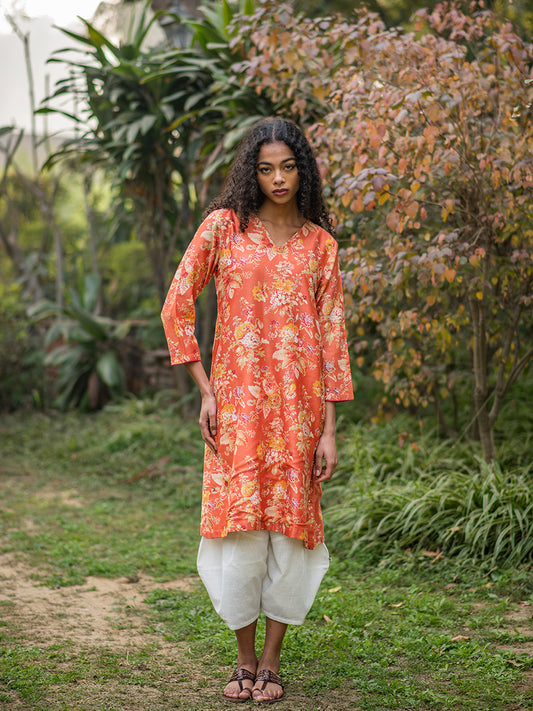 V Neck Kurta : Chelsea Santra