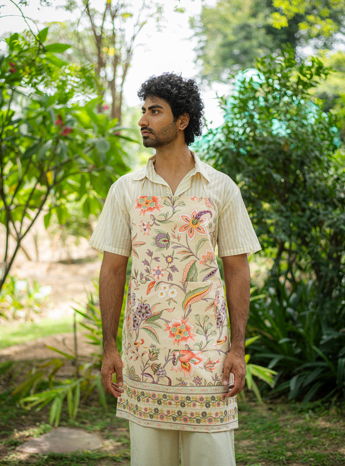Printed Apron :  Kerala  Cream Canvas