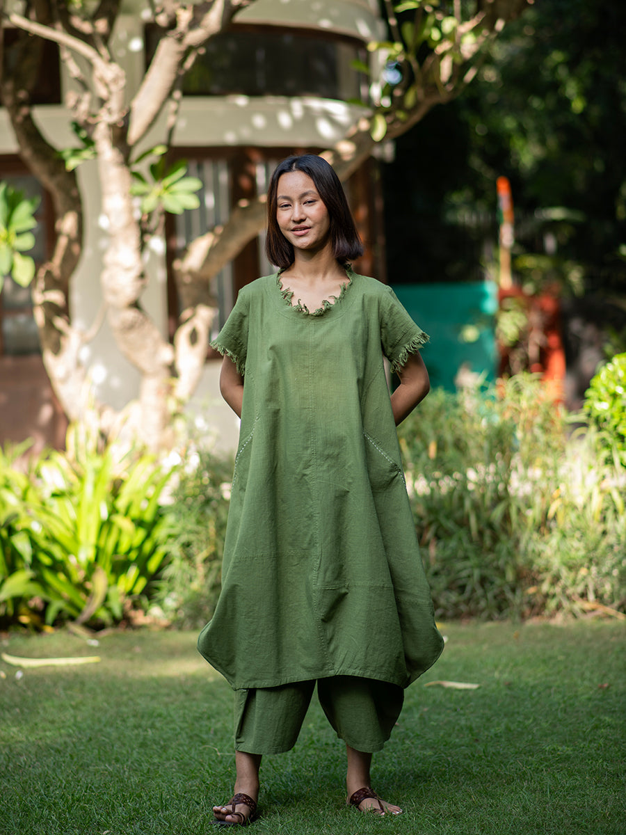 Balloon Dress : Nisha Olive Slub