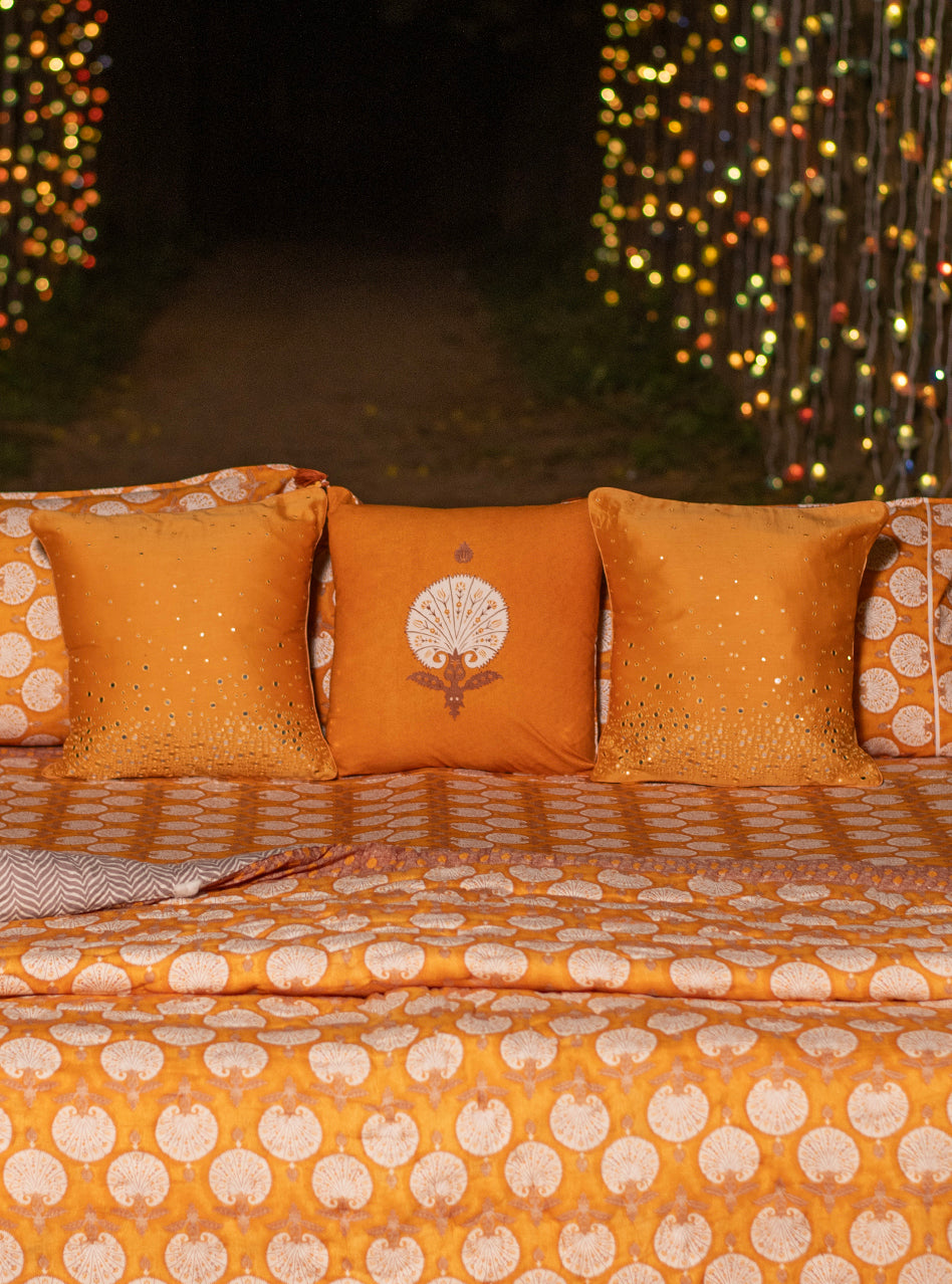 Printed Cushion Cover Rev Tassels : Shahi Mustard Sheeting+Canvas