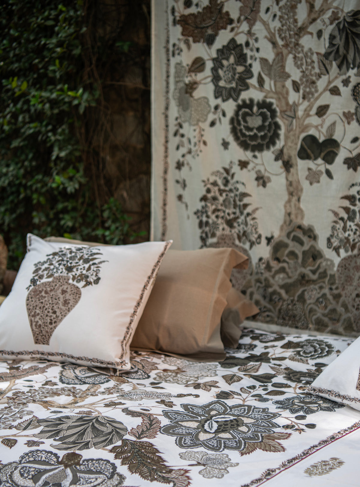Printed Cushion Cover : Tree of Life Graphite Sheeting