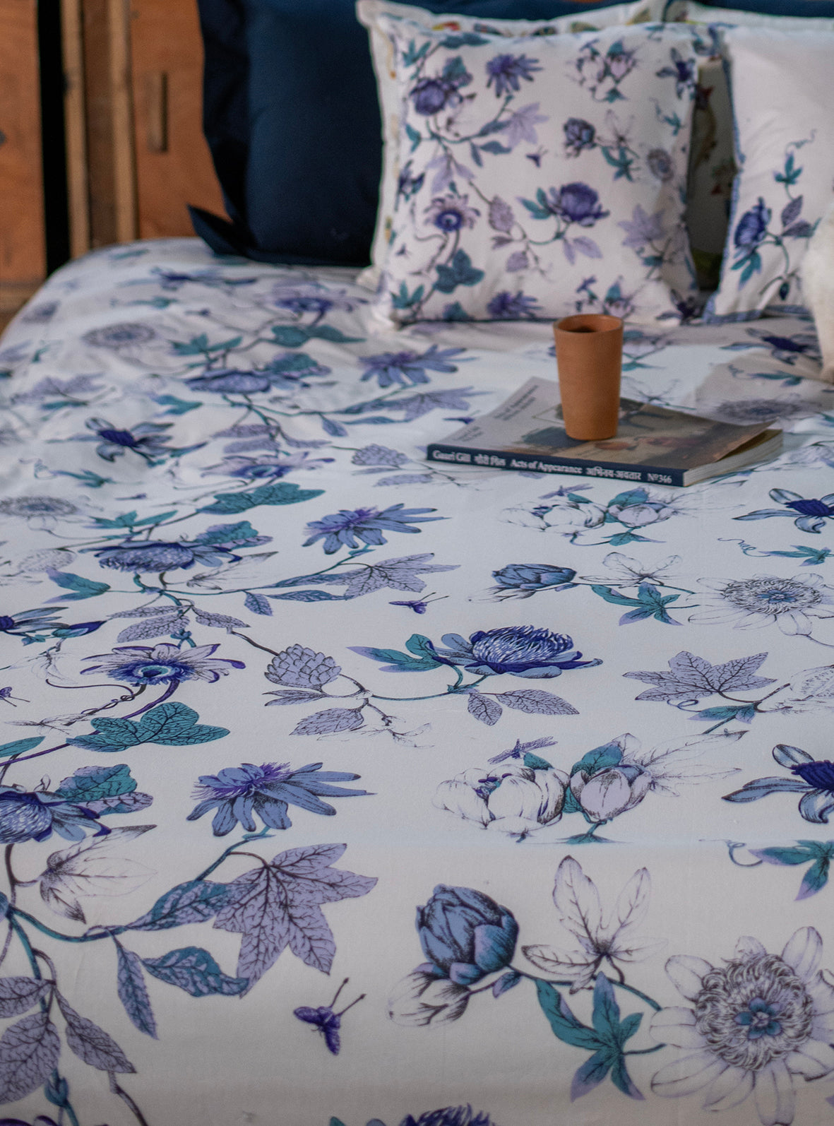 Printed Bed Cover : Serafina  Blue & White Sheeting