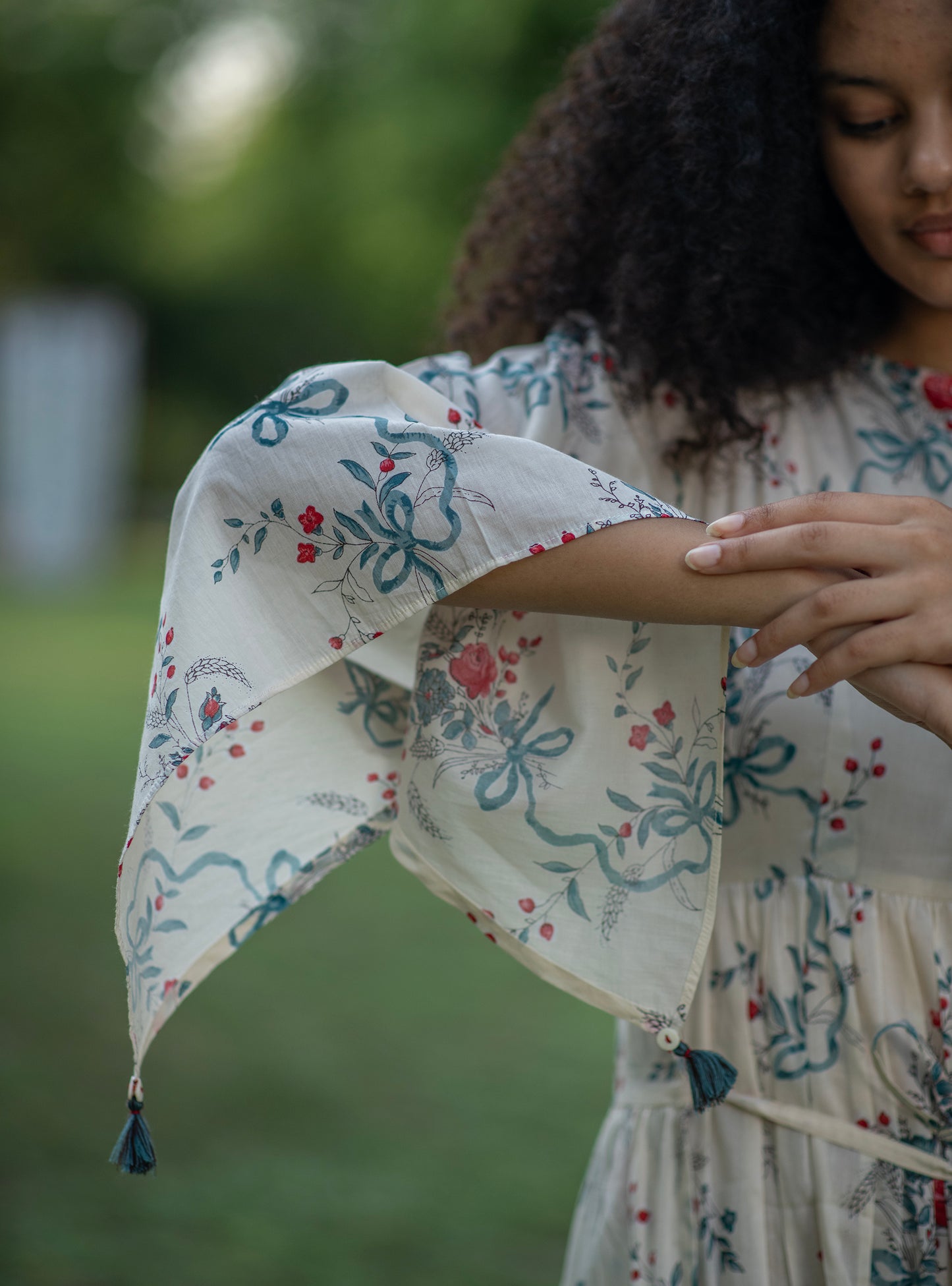 Biak Dress :  Bouquet Floral  Bow Voile