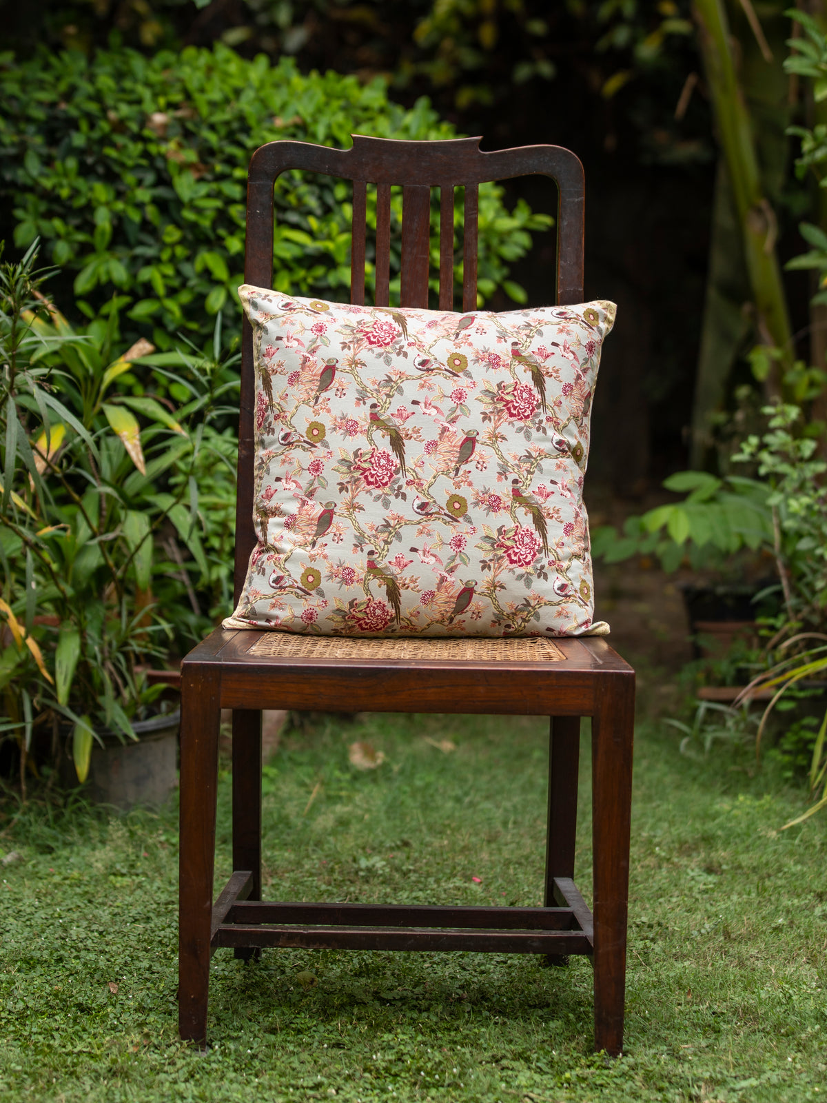 Printed Cushion Cover Reversible : Bird Sauge Sheeting