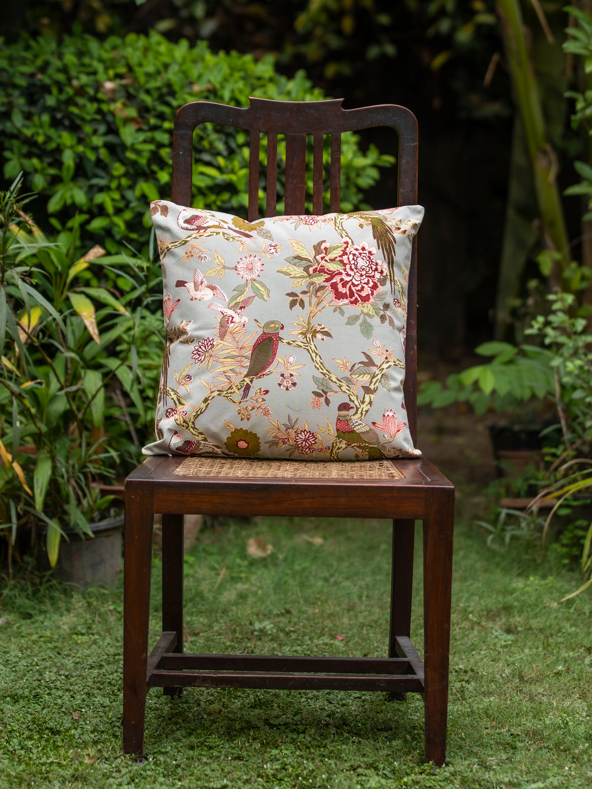 Printed Cushion Cover Reversible : Bird Sauge Sheeting