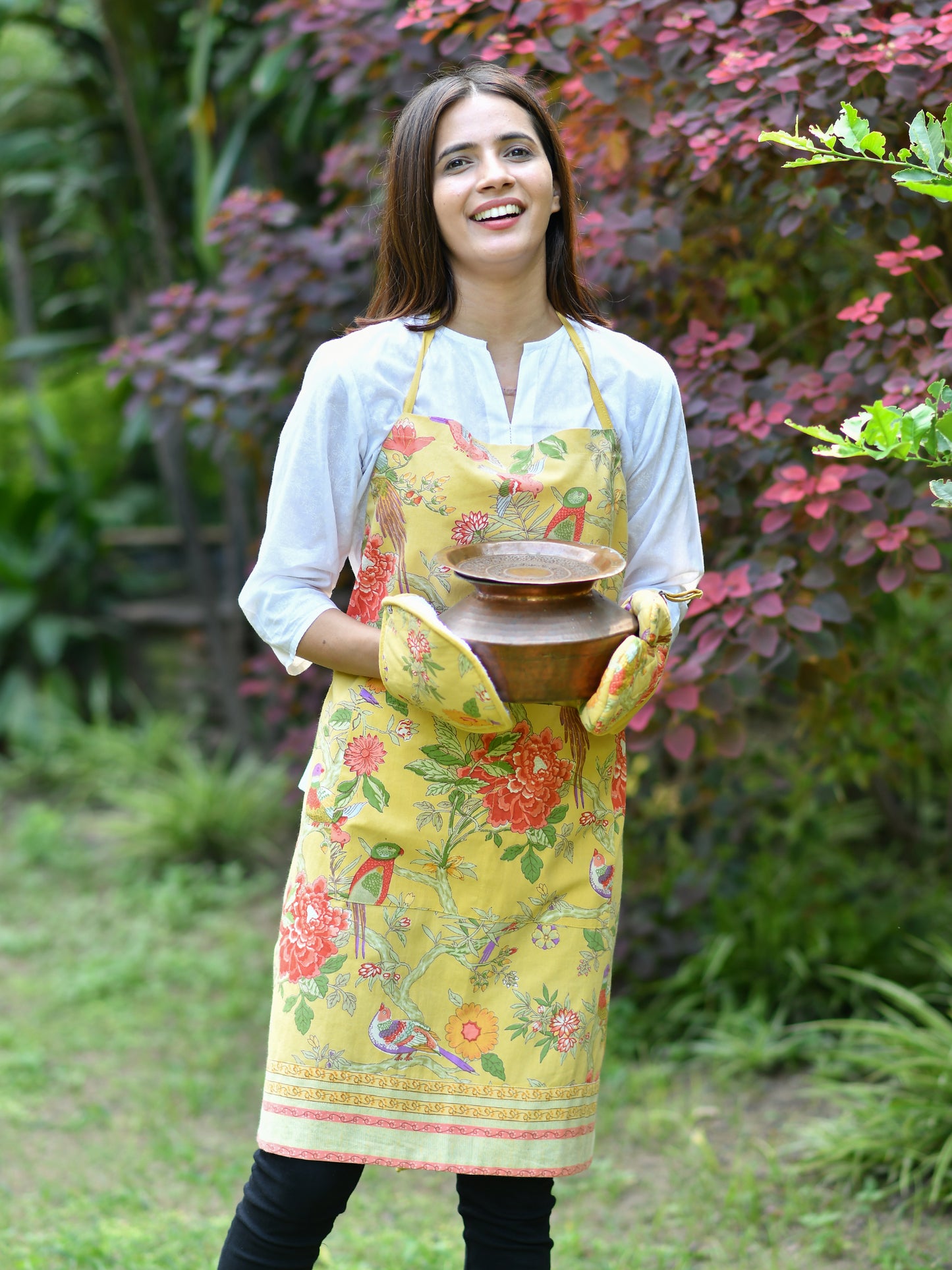 Printed Apron : Bird Yellow | Canvas