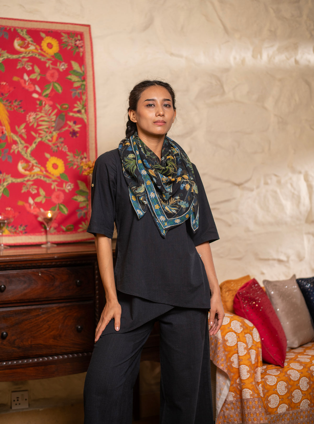 Border Scarf : Garden Black St Voile