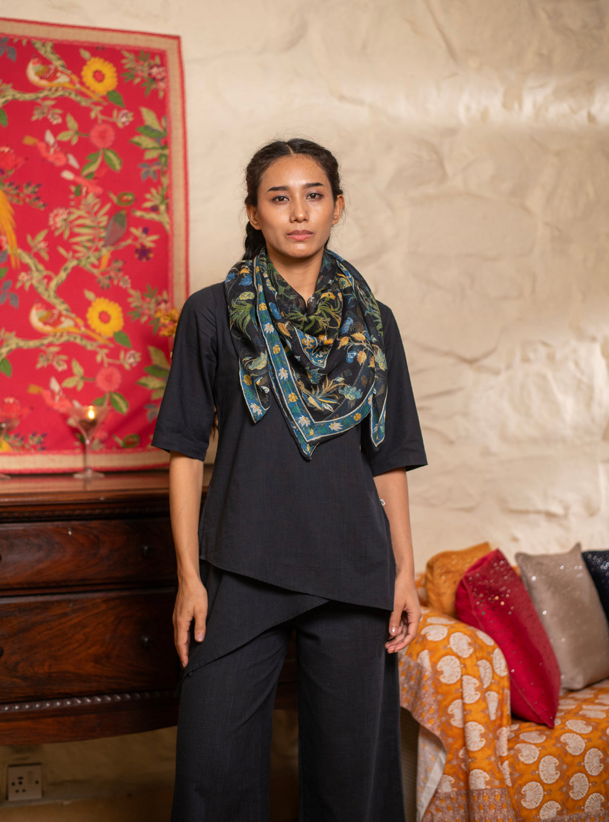 Border Scarf : Garden Black St Voile