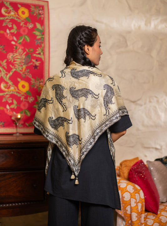 Border Scarf : Leopard Beige Tabby Silk