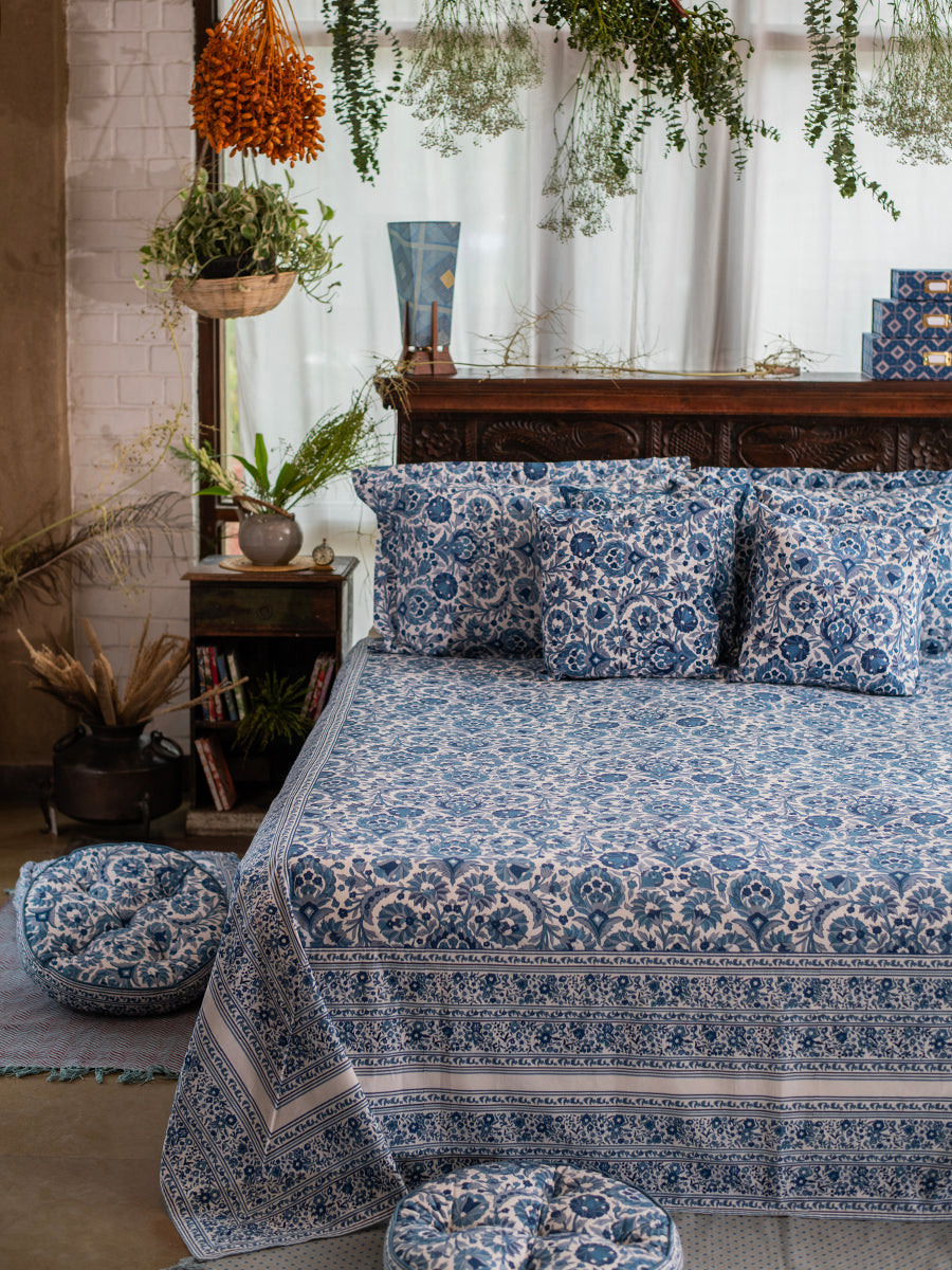 Printed Bed Throw Border : Bellur Blue & White