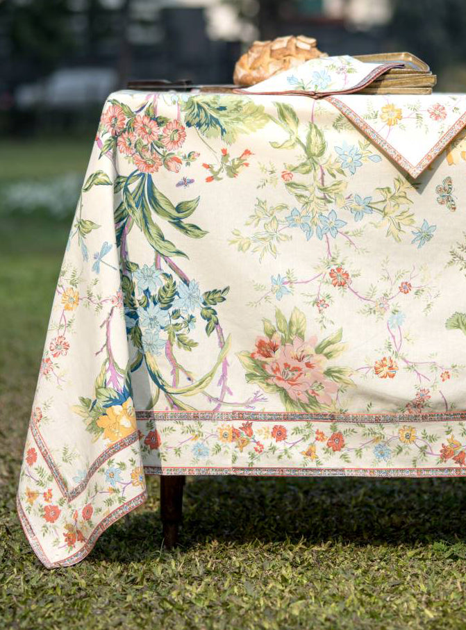 Printed Table Cloth With Extra Border : Corsica Country Sheeting