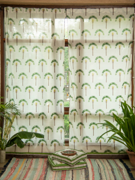 Printed Curtain : Banana Country Voile