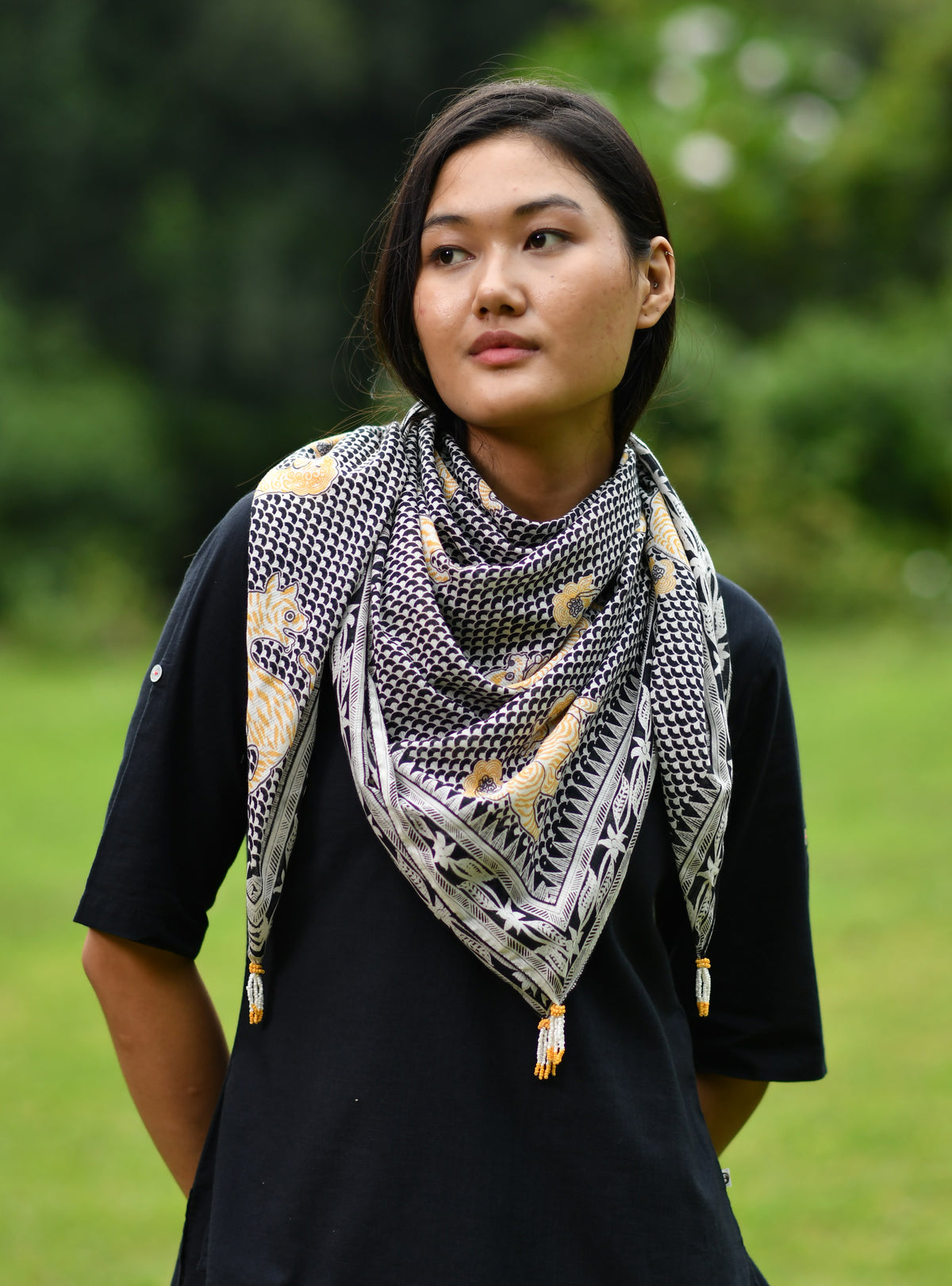Border Scarf : Tiger Black St Voile