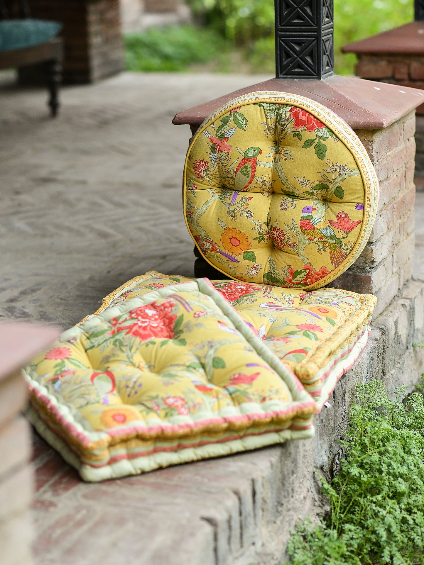 Printed Floor Cushion : Bird Yellow