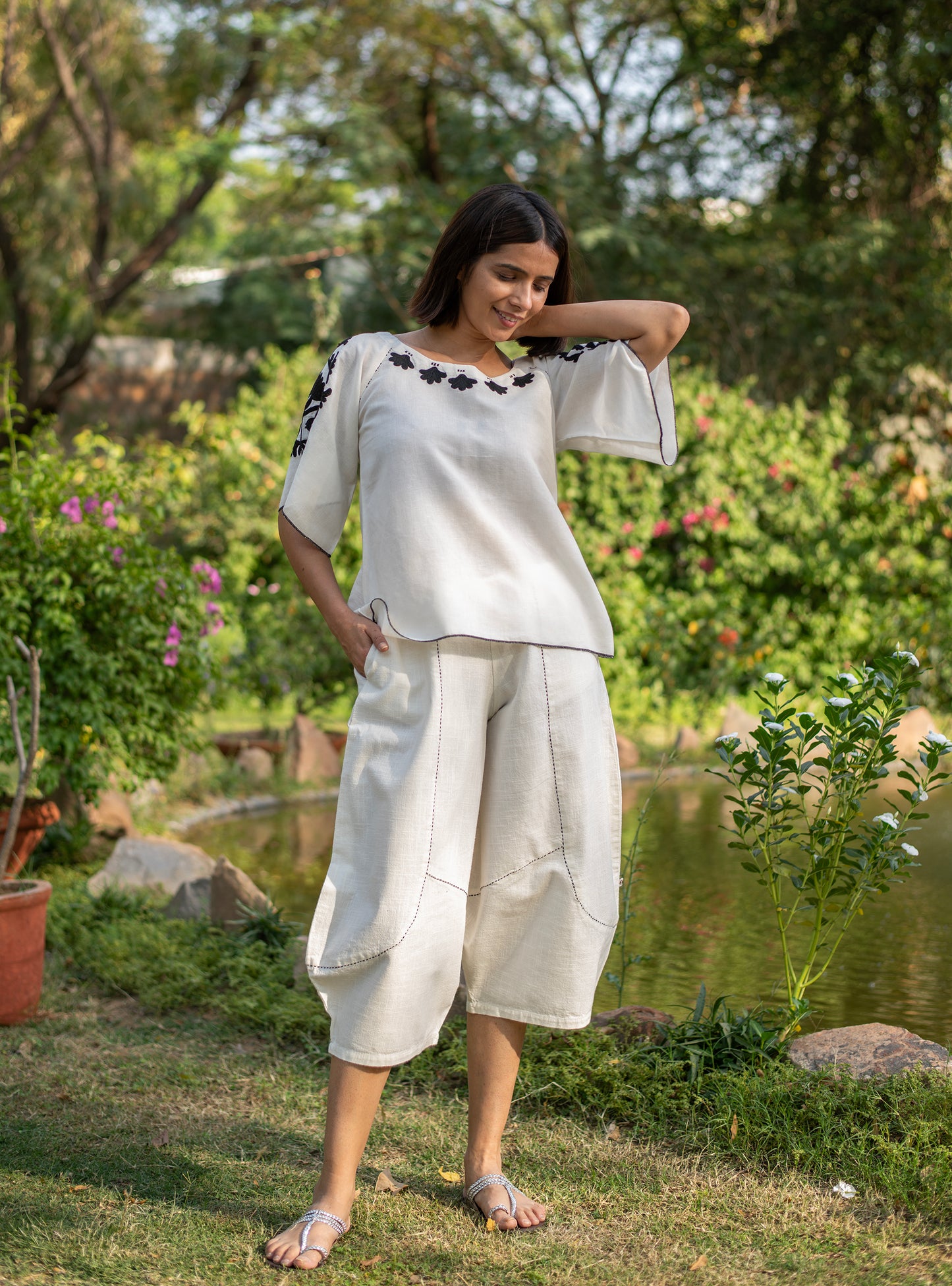 Leisure Pant  : Black Kantha Natural