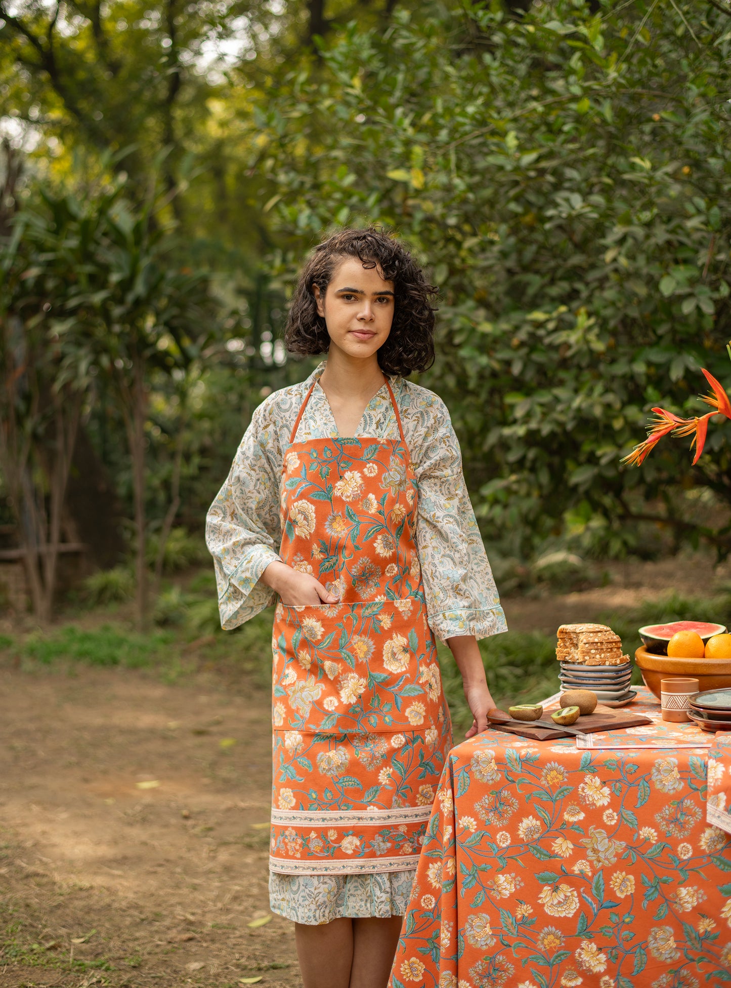 Printed Apron : Florentine Orange Sheeting