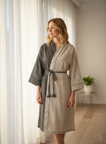 Robe Chikenfeet:  Black & Natural