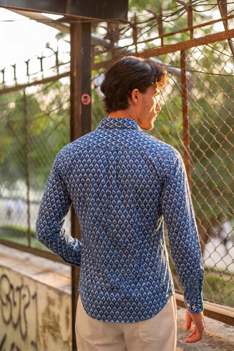 Hangout Shirt : Taj Blue Voile