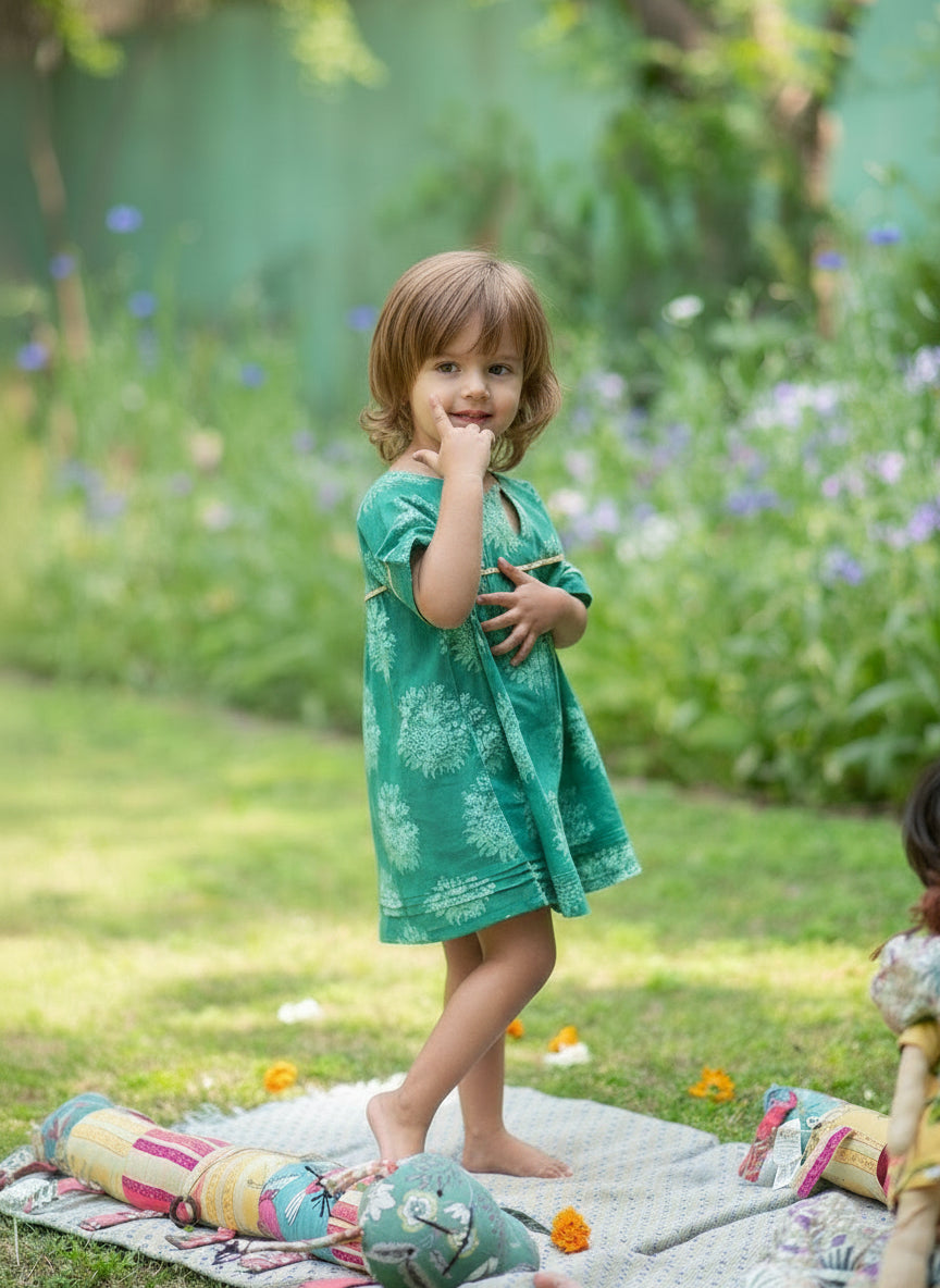 Kids Claire Dress : Gulab Green