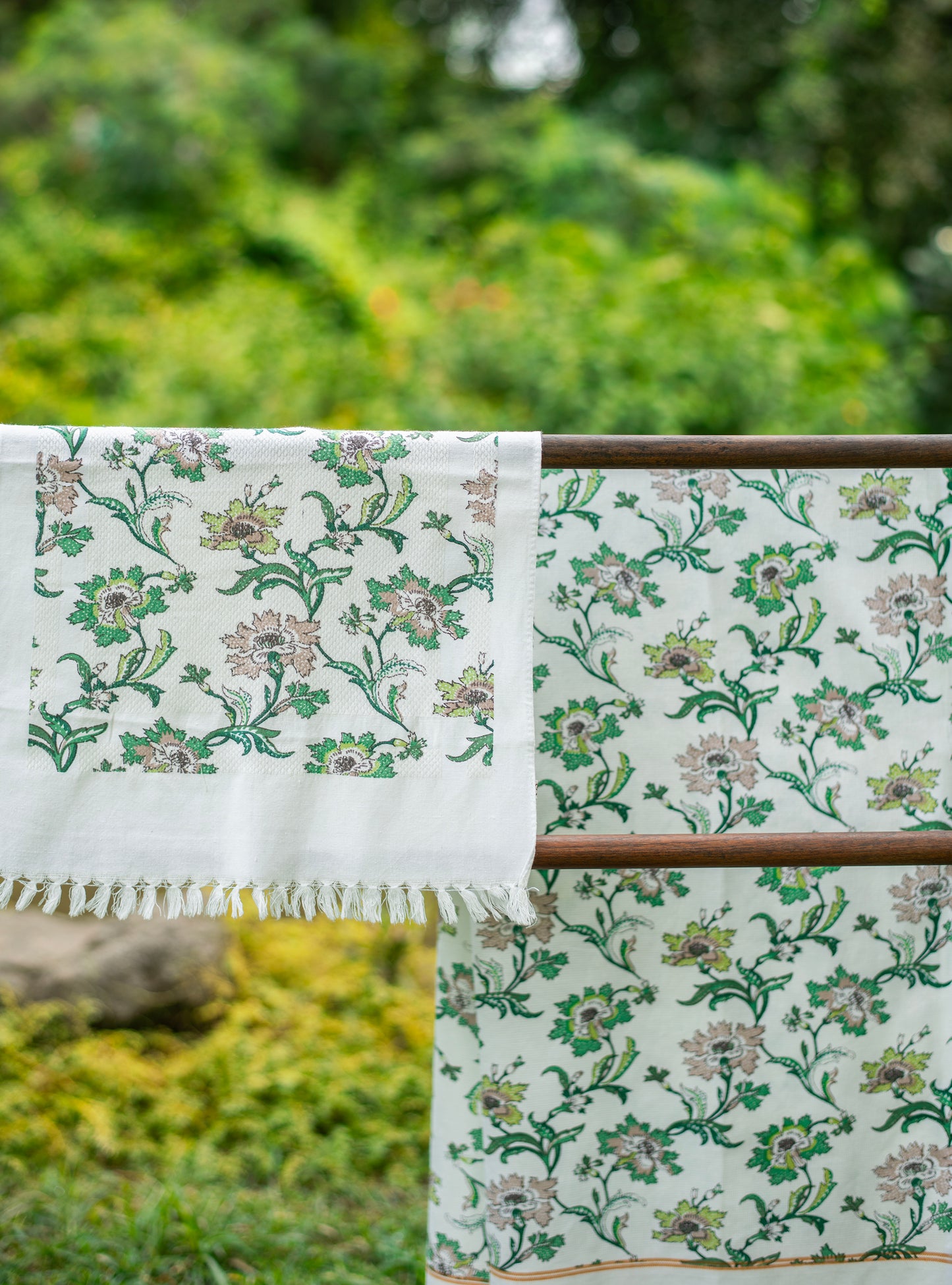 Kerala Bath Towel : Chrysanthemum Ivory Handloom