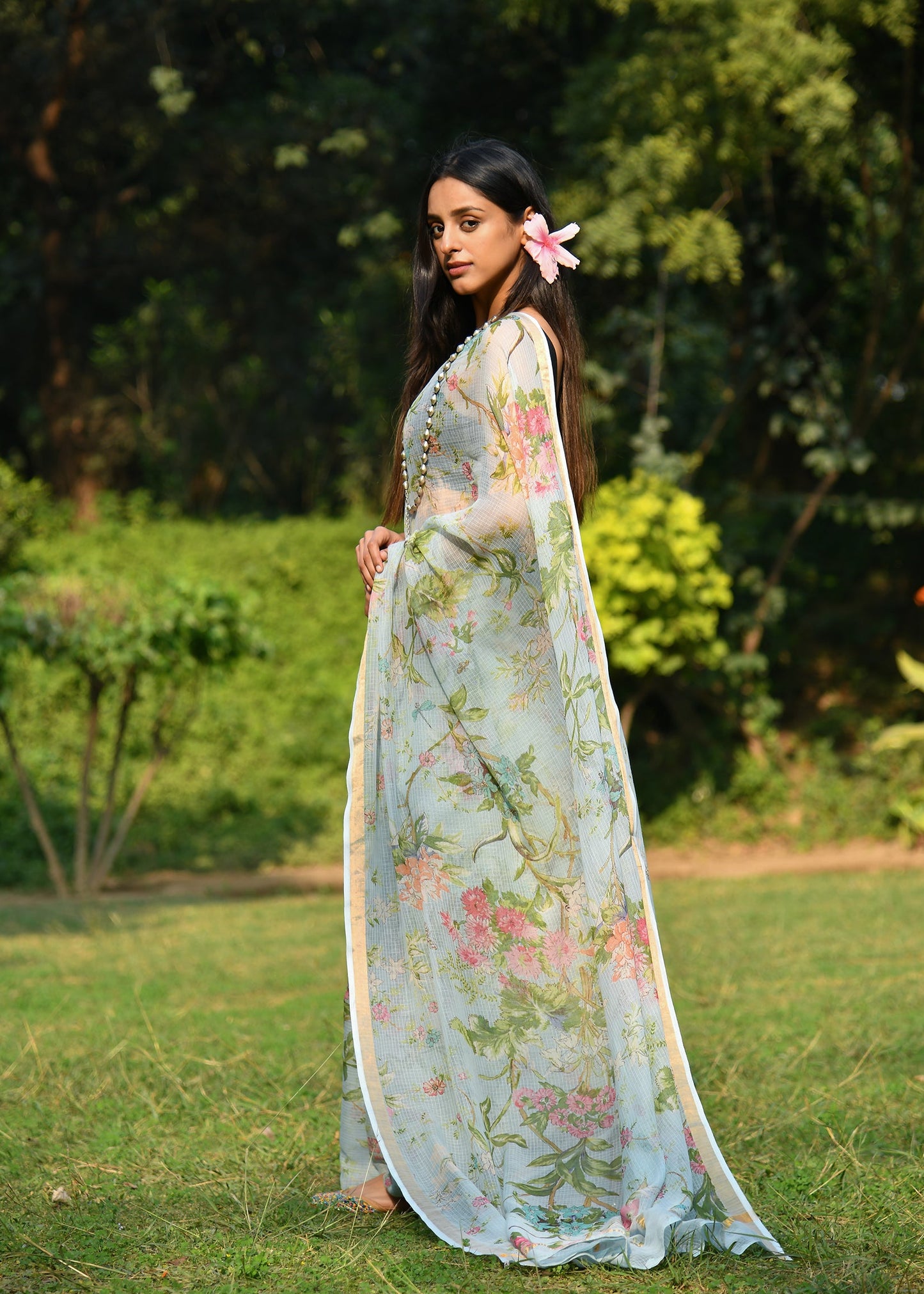 Saree : Sardinia Sky Kota