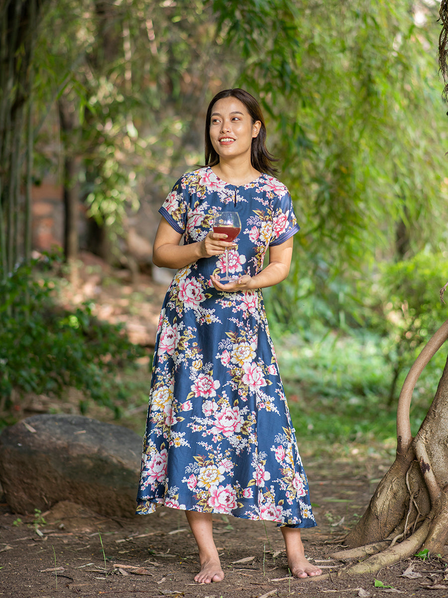 Martina Dress : Magnolia Navy