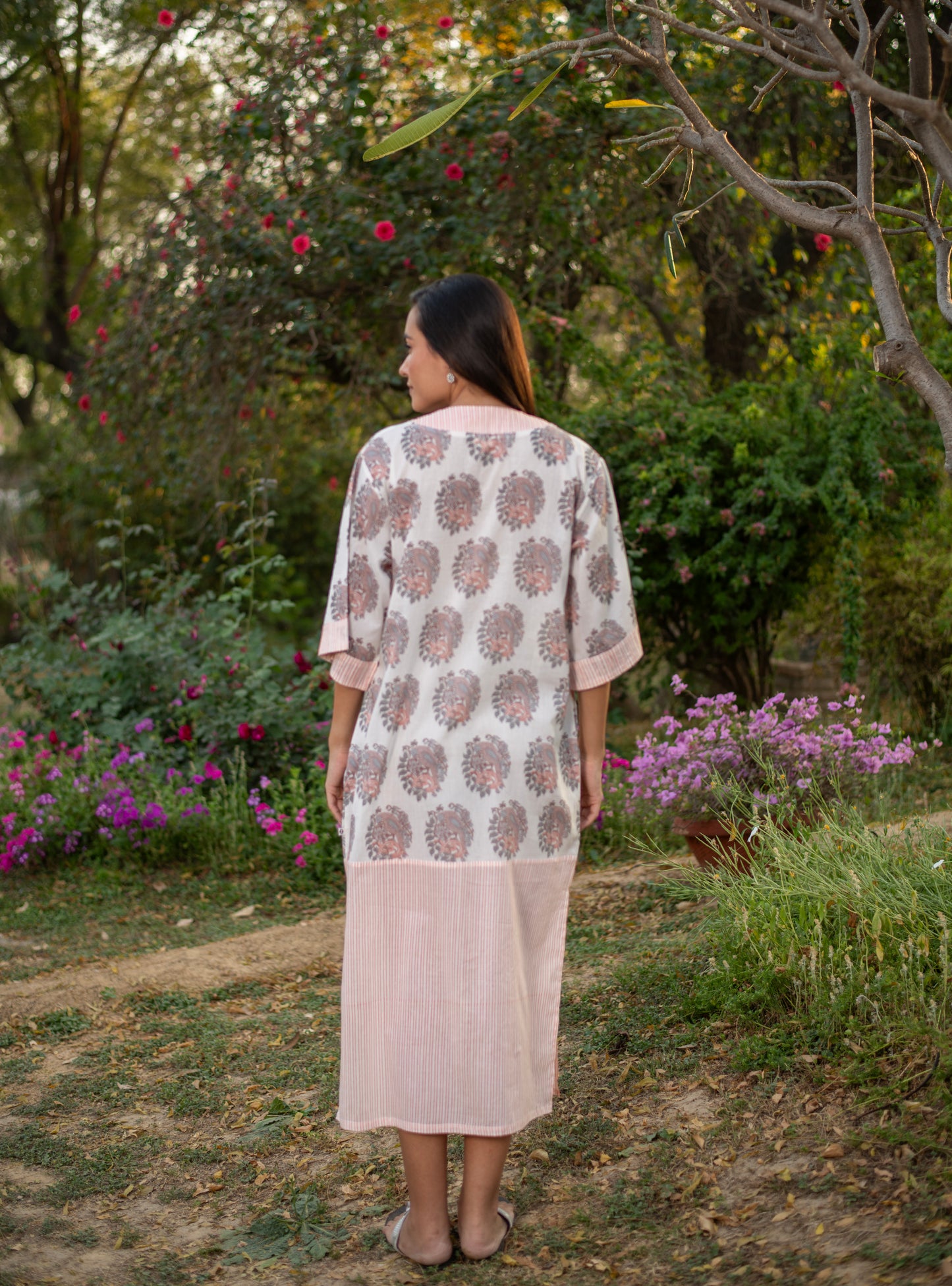 Maya Kaftan  : Parrot Ivory
