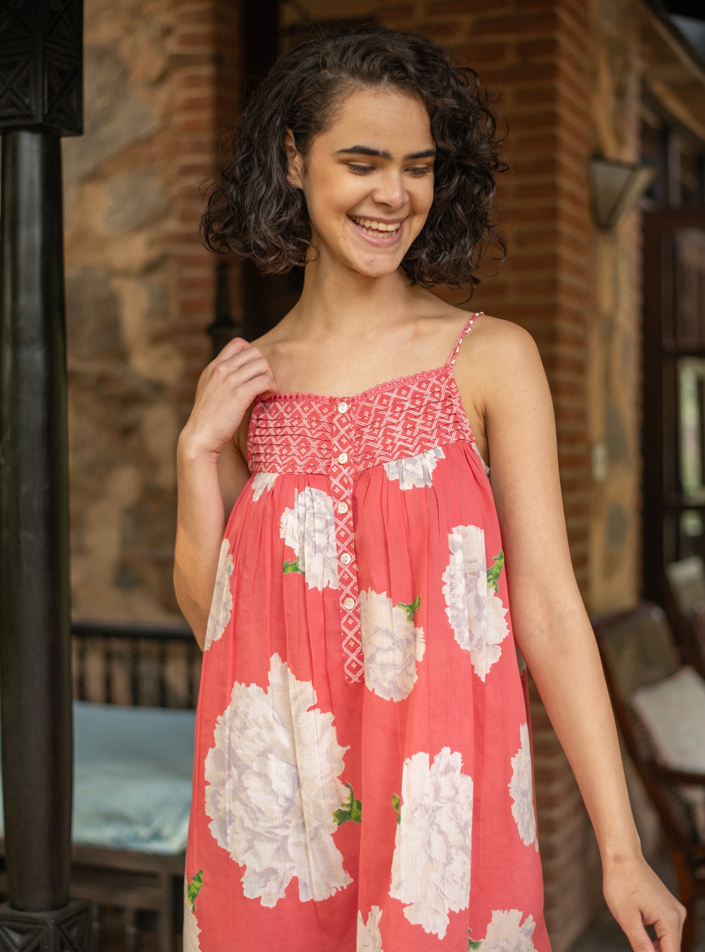 Olivia Nighty  : Carnation Spiced Coral