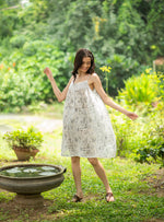 Olivia Nighty : Woodland Natural Voile
