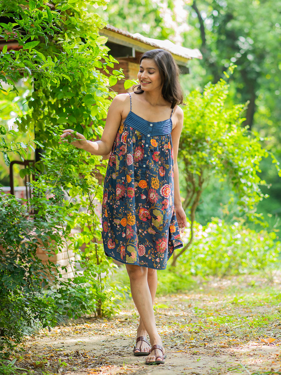 Olivia Nighty : Malabar Neelam Voile