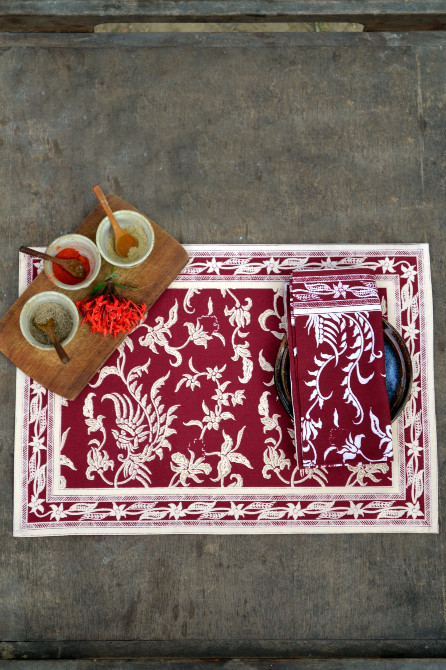 Printed Placemat Set of 2: Phoenix Red