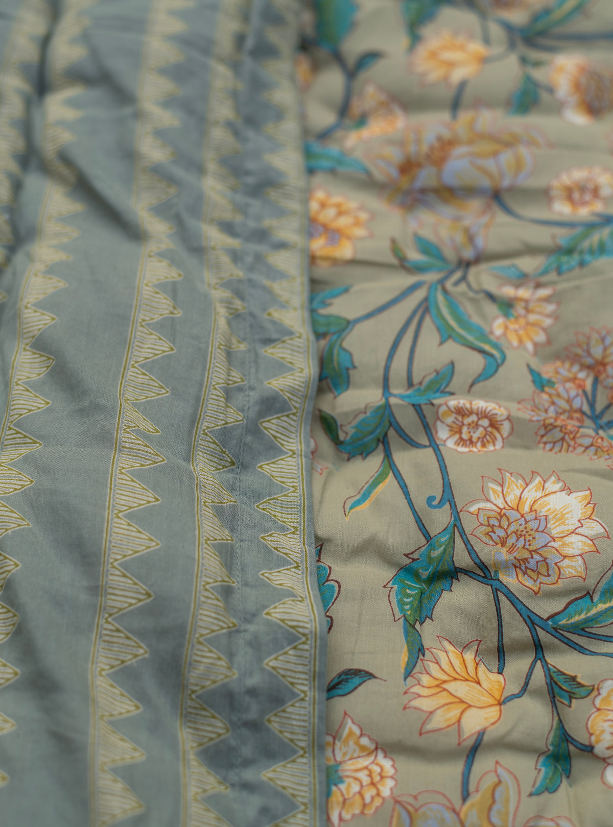 Printed Quilt Reversible : Florentine Sage Voile
