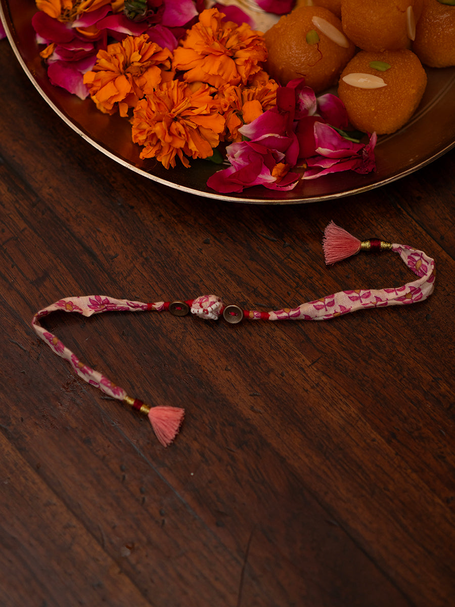 Rakhi : Button Up
