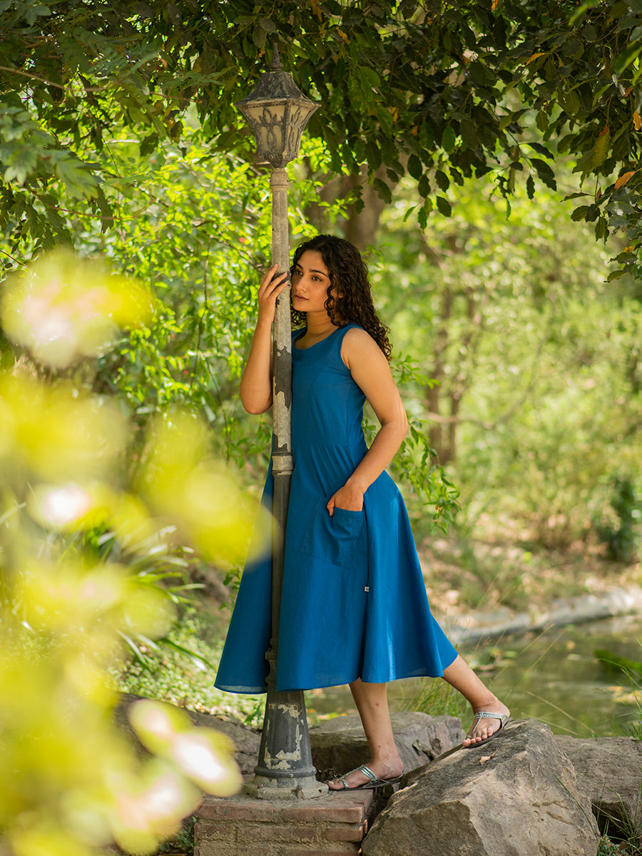 Sandy Dress  : Solid Navy
