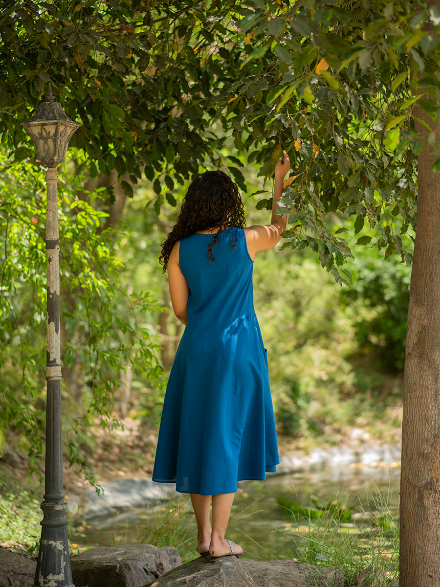 Sandy Dress  : Solid Navy