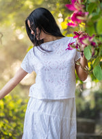 Square Top : Solid Natural : Cotton Schiffli