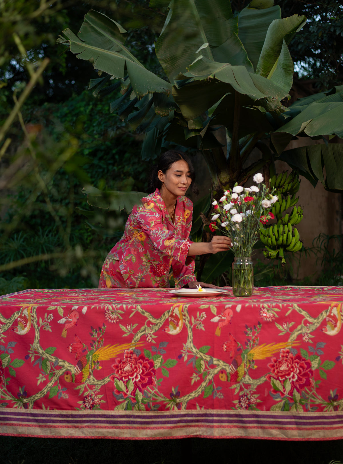 Printed Table Cloth : Bird Coral Sheeting