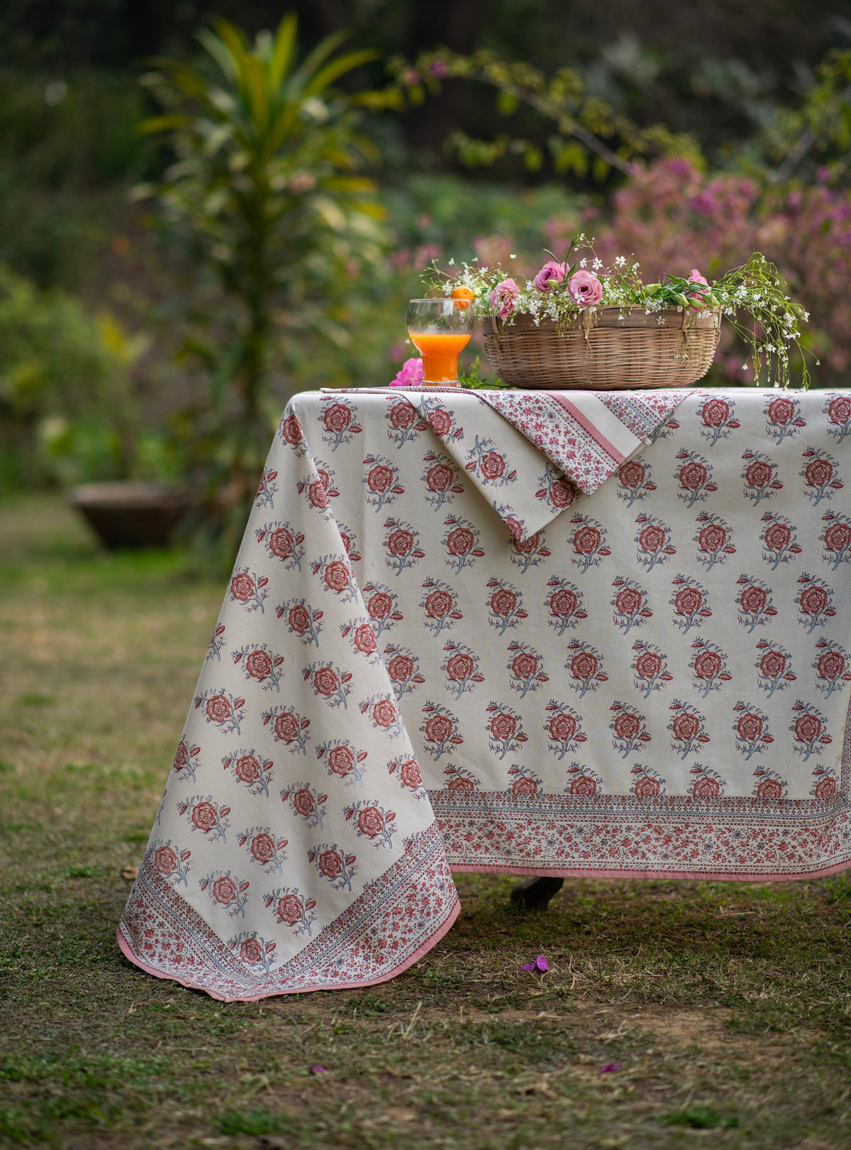 Printed Table Cloth/ Bed Cover With Border : Indian Rose Sheeting