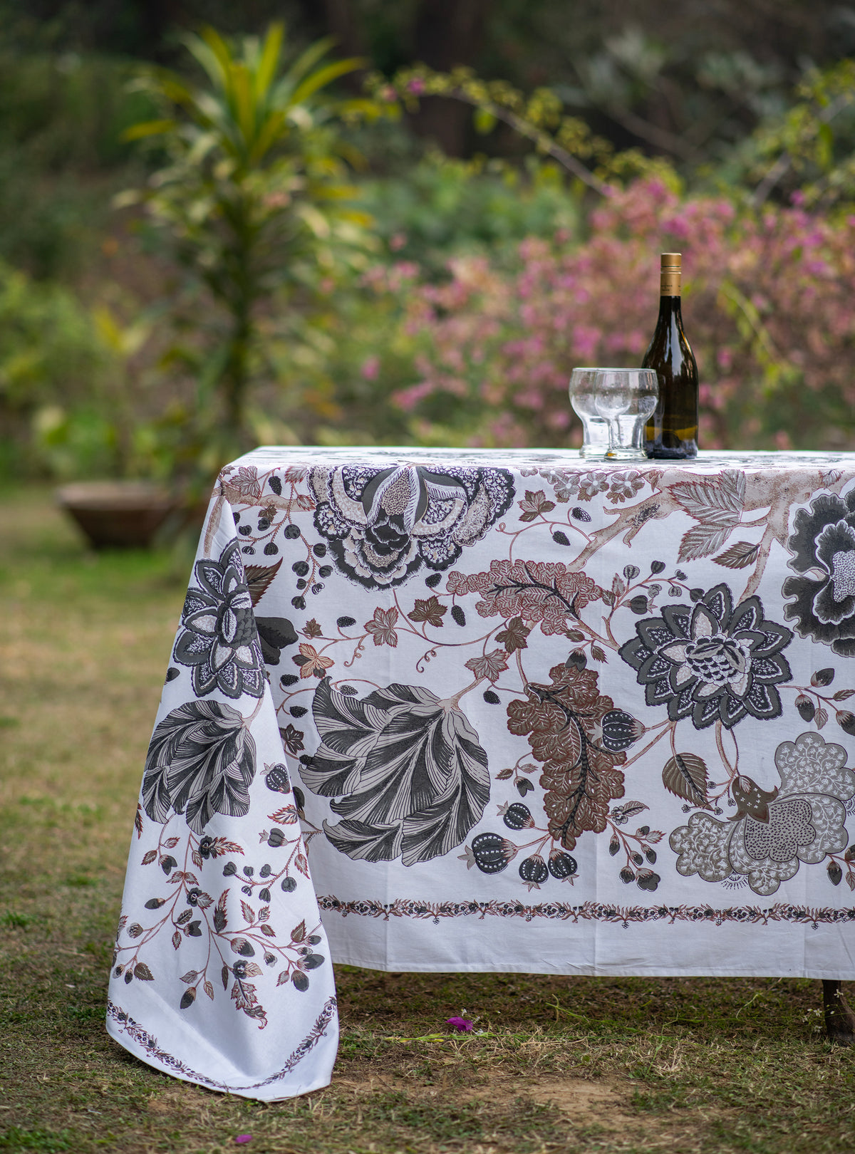 Printed Table Cloth/Curtain : Tree of Life Graphite Sheeting