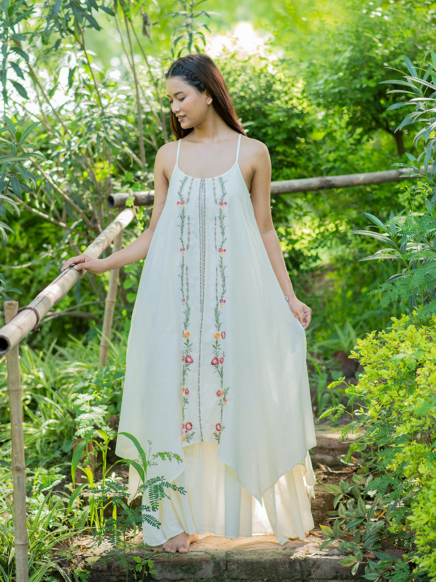 Vintage Maxi Embroidered : Solid Cream Voile