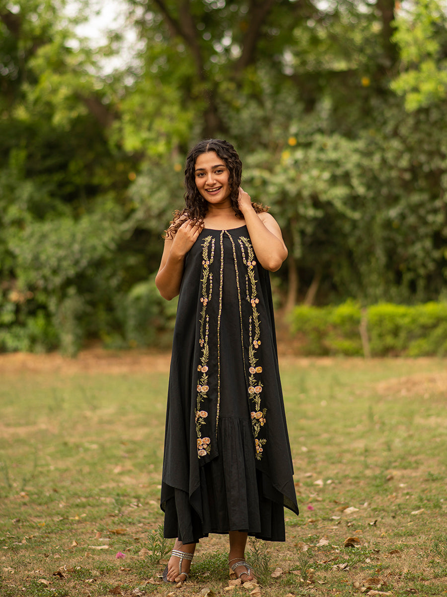 Vintage Maxi Embroidered : Black Voile