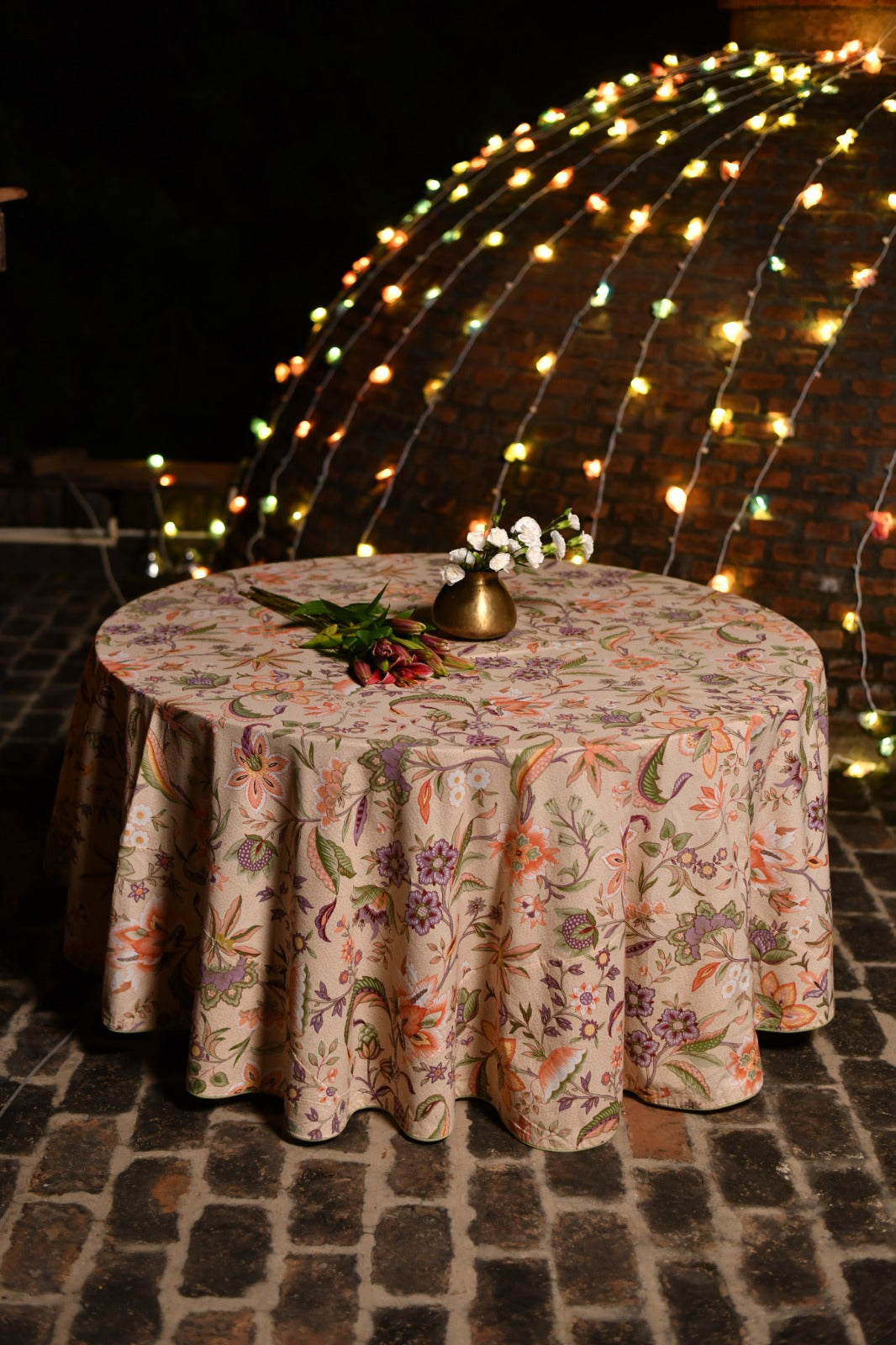 Printed Table Cloth : Kerala Cream Sheeting