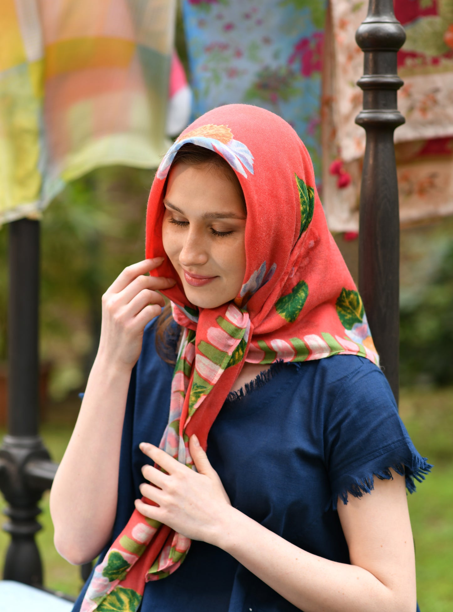 Scarf : Madrid Red Fine Wool & Silk