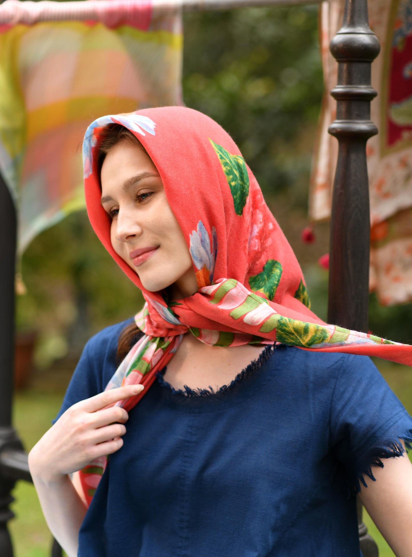 Scarf : Madrid Red Fine Wool & Silk